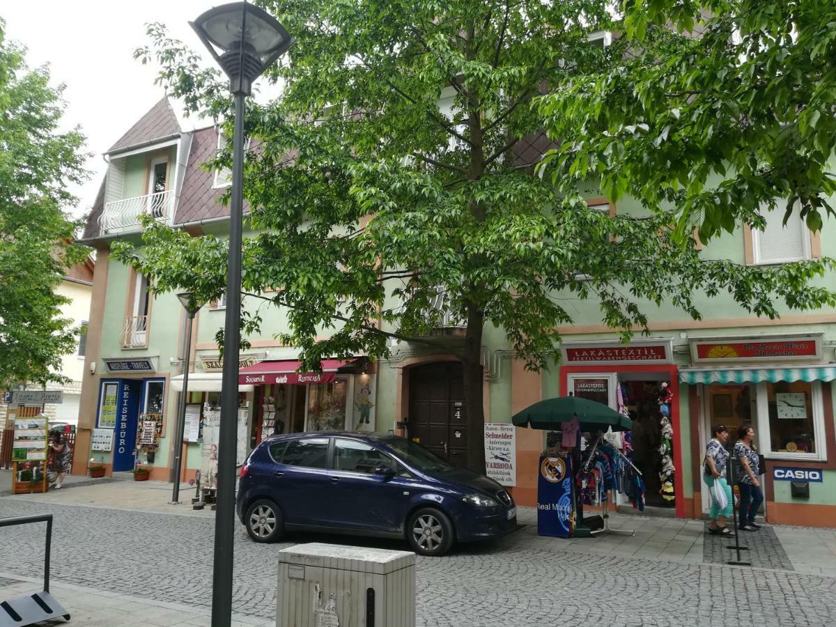 Violetta Apartmanlakas Hévíz Buitenkant foto